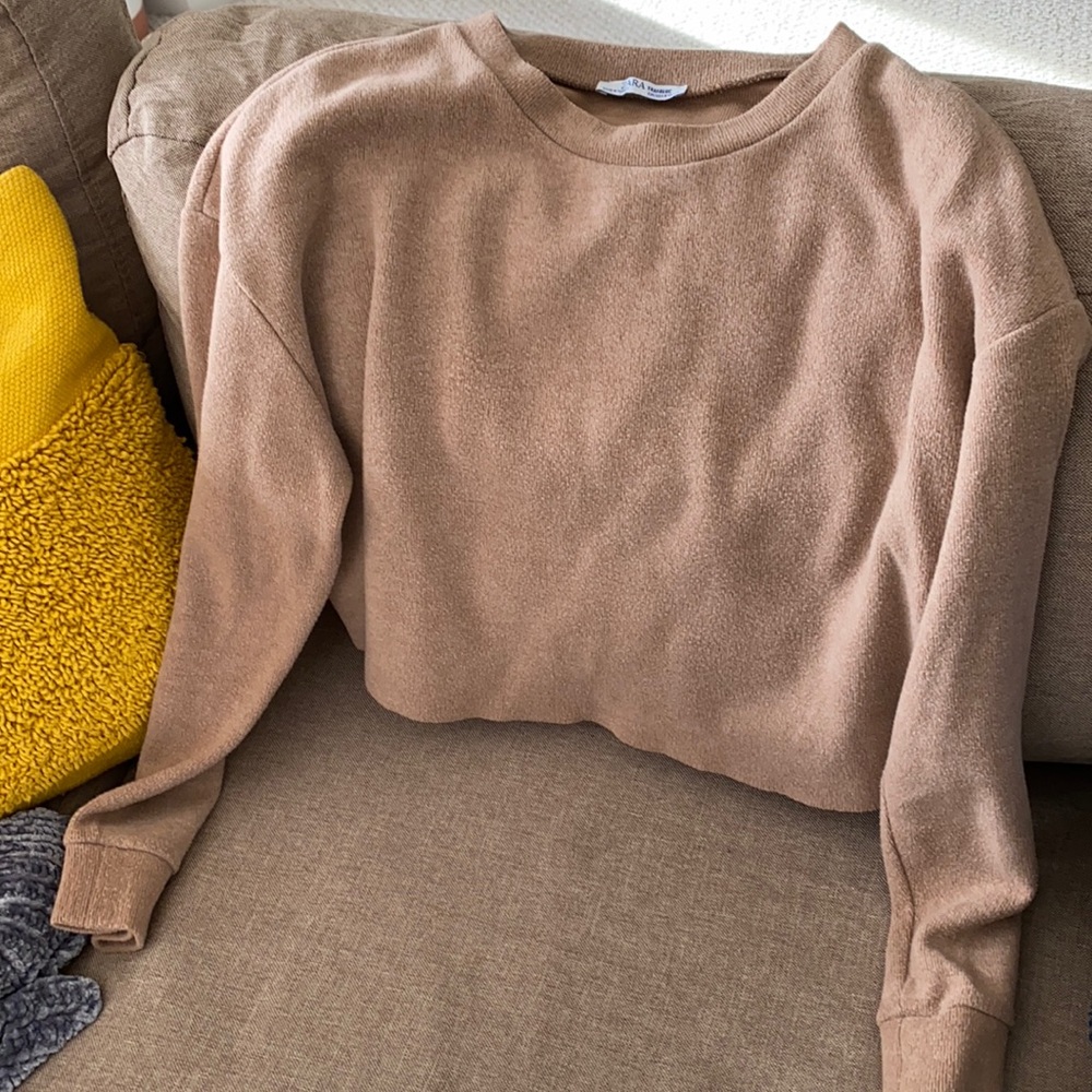 Crop sweater